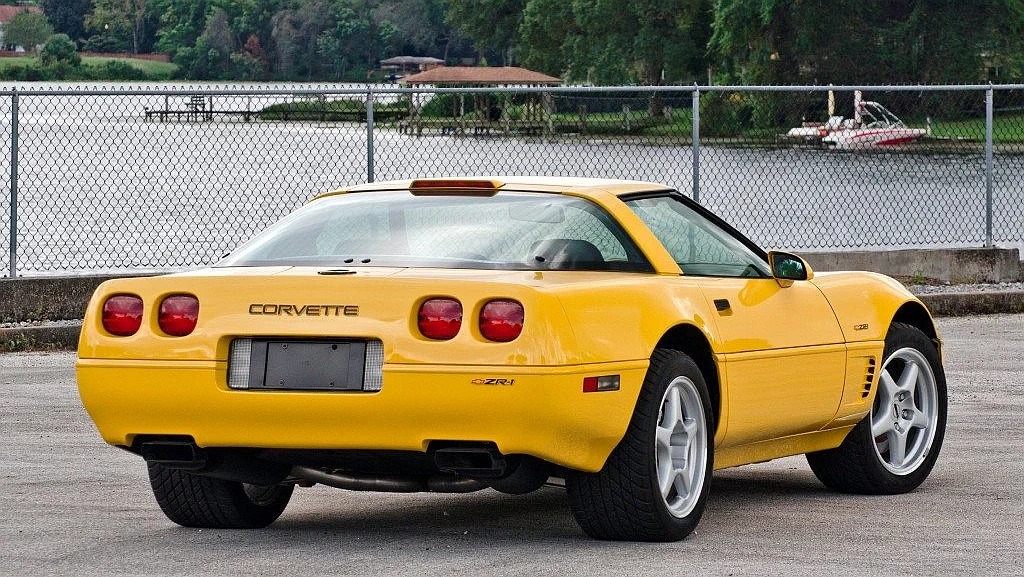 Click to Enlarge-Esc to Close Corvette Generations/C4/C4 1991 rear Yellow.webp